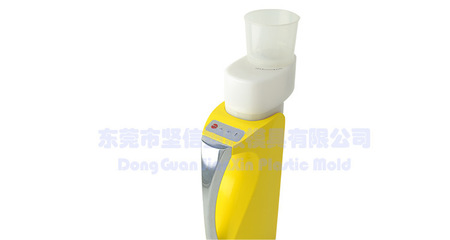 品質(zhì)護(hù)航25年 東莞堅(jiān)信塑膠模具的保險(xiǎn)杠定制之路